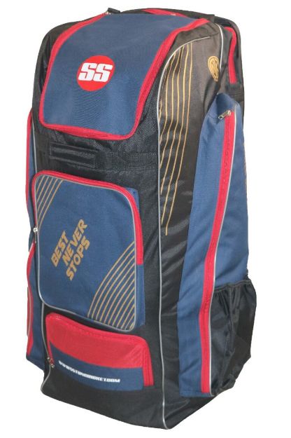 Picture of SS Players Duffle Cricket Kit Bag (6 Bat Sleeve)